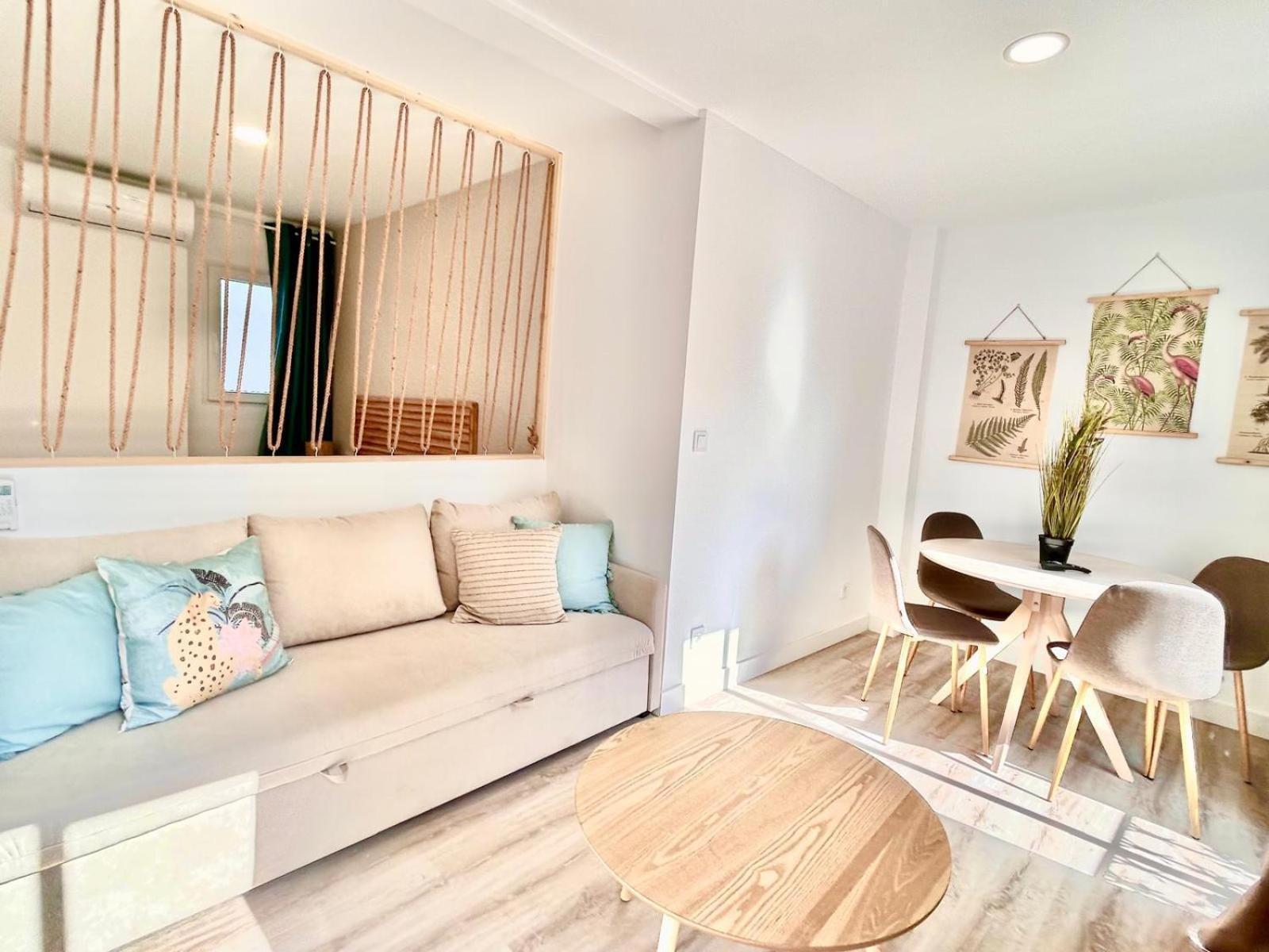 Nicole Gam Apartment Alicante Luaran gambar
